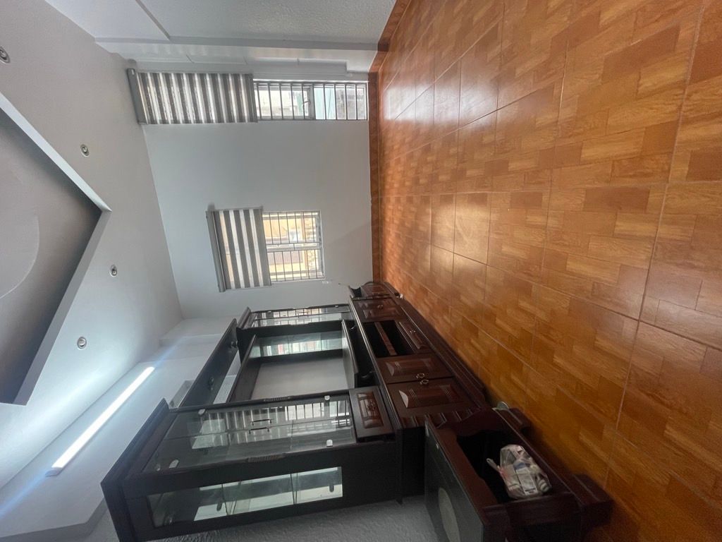 Bán nhà Lĩnh Nam - diện tích 30.1m2 4 tầng - giá 9,9 tỷ