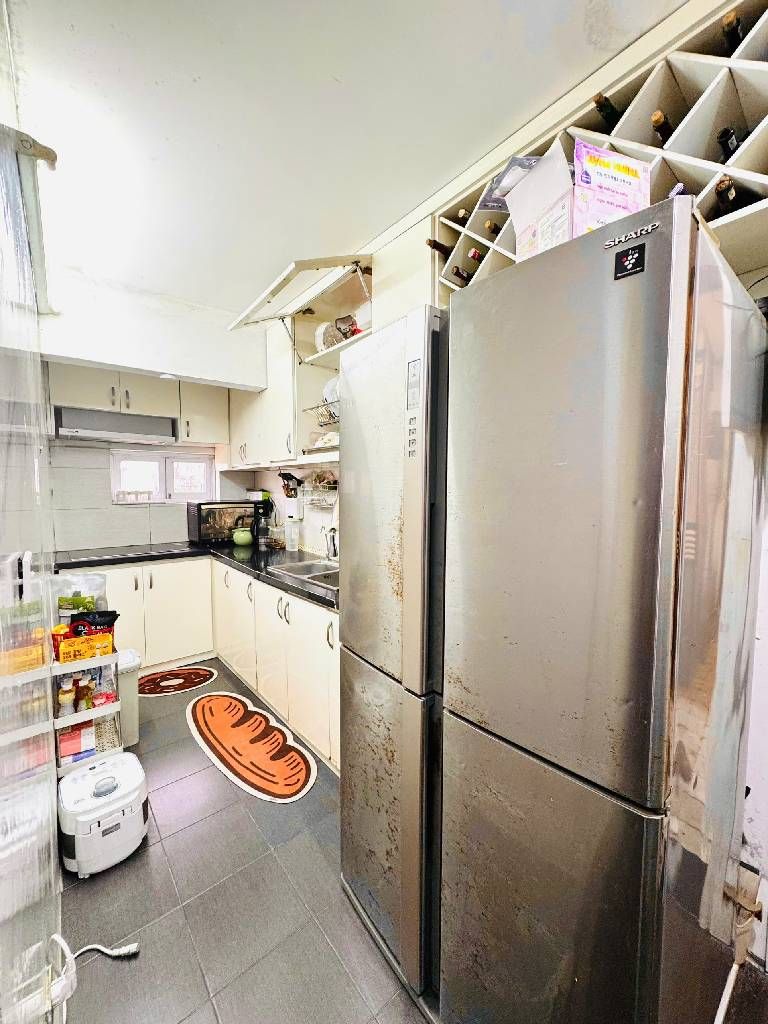 Bán nhà Tập thể Thổ Quan - diện tích 38,9m2 1 tầng - 2 phòng ngủ - giá 5,25 tỷ