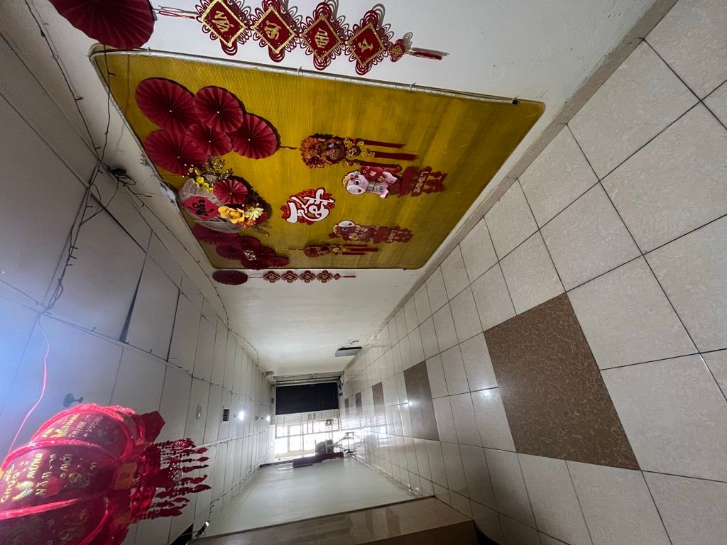 Bán nhà Tây Nam Linh Đàm - diện tích 57m2 12 tầng - Căn hộ 2 phòng ngủ - giá 4,8 tỷ