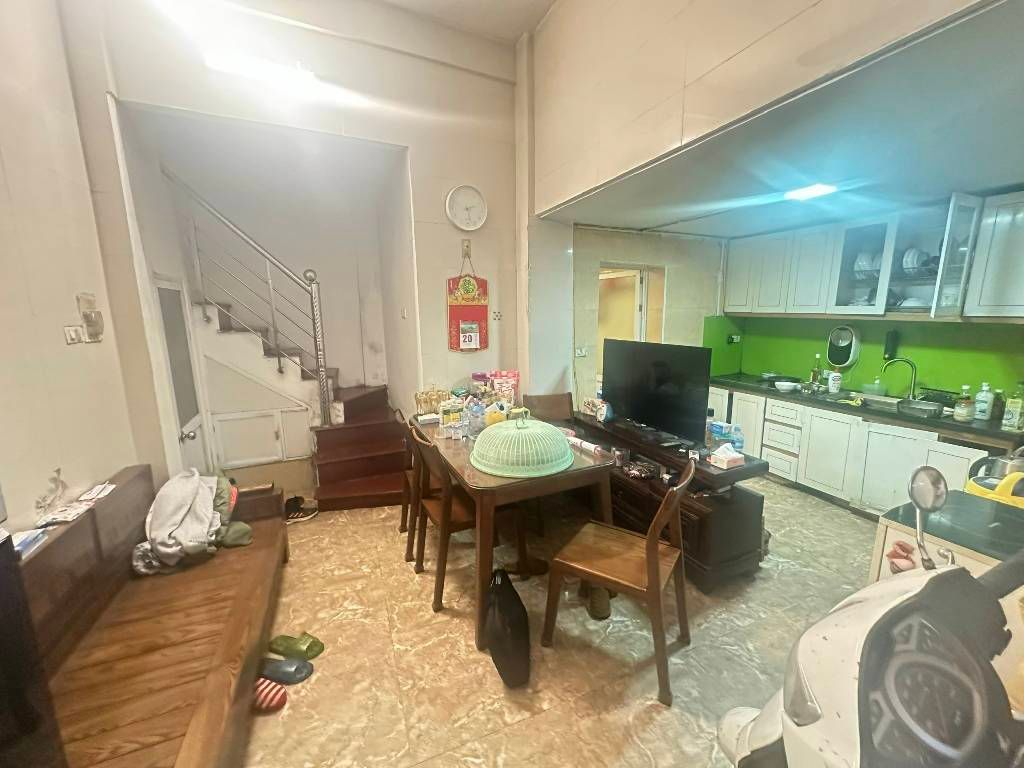 Bán nhà Đại La - diện tích 27,5m2 3 tầng - Ngõ nông, gần phố - giá 7,4 tỷ