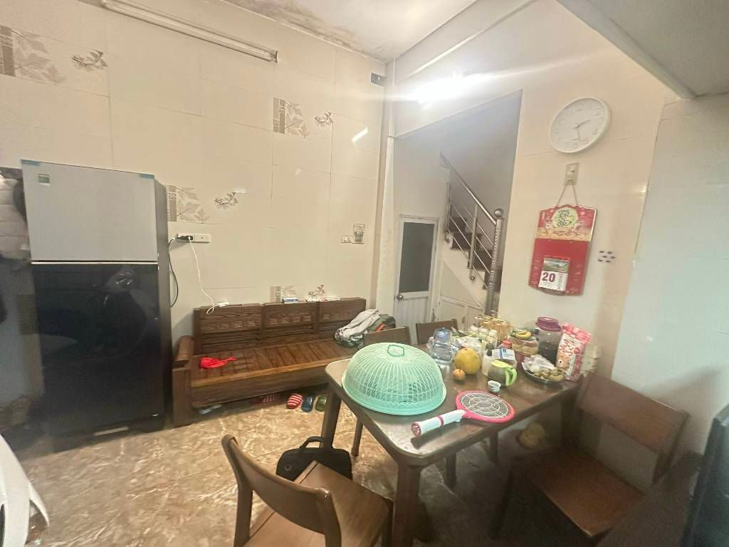 Bán nhà Đại La - diện tích 27,5m2 3 tầng - Ngõ nông, gần phố - giá 7,4 tỷ