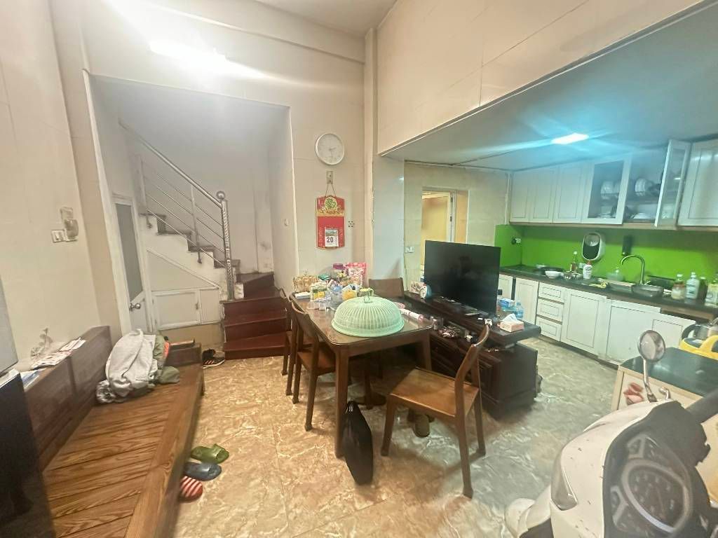 Bán nhà Đại La - diện tích 27,5m2 3 tầng - Ngõ nông, gần phố - giá 7,4 tỷ