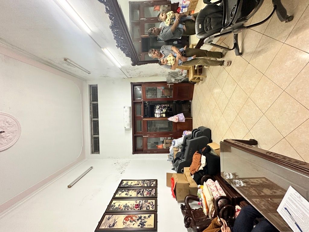 Bán nhà Vĩnh Tuy - diện tích 63.5m2 3 tầng - Ô Tô Đỗ Ngay Đêm Vào Nhà - giá 20,3 tỷ