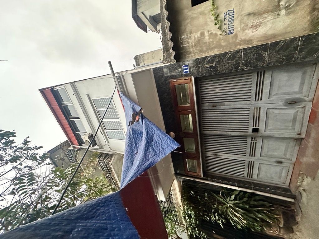 Bán nhà Vĩnh Tuy - diện tích 63.5m2 3 tầng - Ô Tô Đỗ Ngay Đêm Vào Nhà - giá 20,3 tỷ