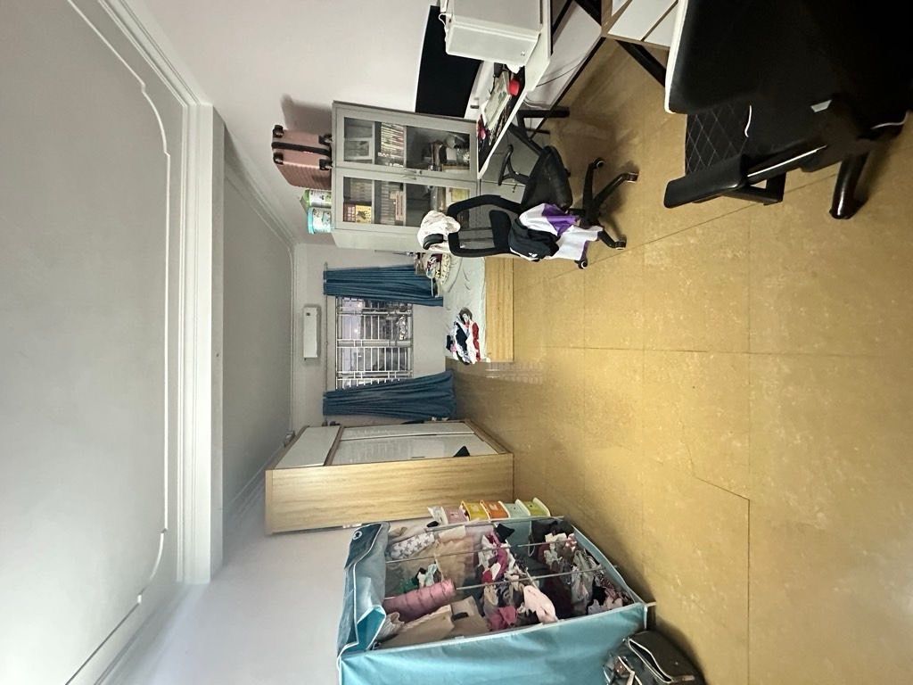 Bán nhà Vĩnh Tuy - diện tích 63,5m2 3 tầng - Ô Tô Đỗ Ngay Đêm Vào Nhà - giá 20,5 tỷ