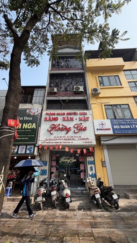 Bán nhà Nguyễn Trãi - diện tích 34,8m2 4 tầng - Mặt phố kinh doanh đỉnh - giá 22 tỷ
