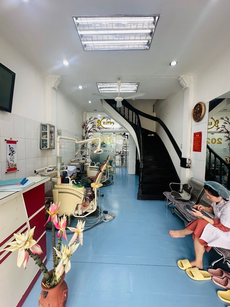 Bán nhà Nguyễn Trãi - diện tích 34,8m2 4 tầng - Mặt phố kinh doanh đỉnh - giá 22 tỷ