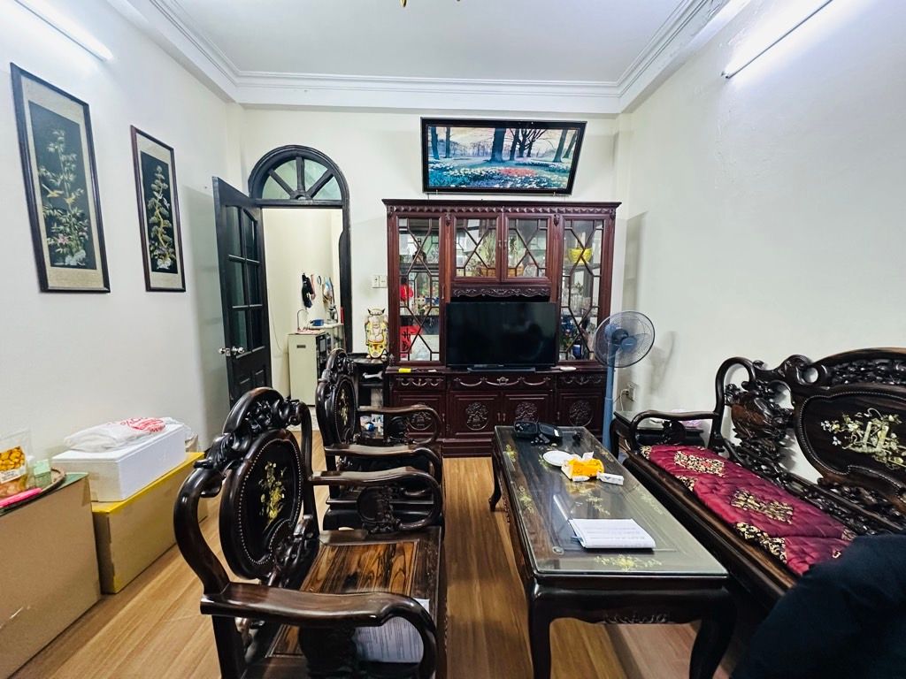 Bán nhà Nguyễn Trãi - diện tích 34,8m2 4 tầng - Mặt phố kinh doanh đỉnh - giá 22 tỷ