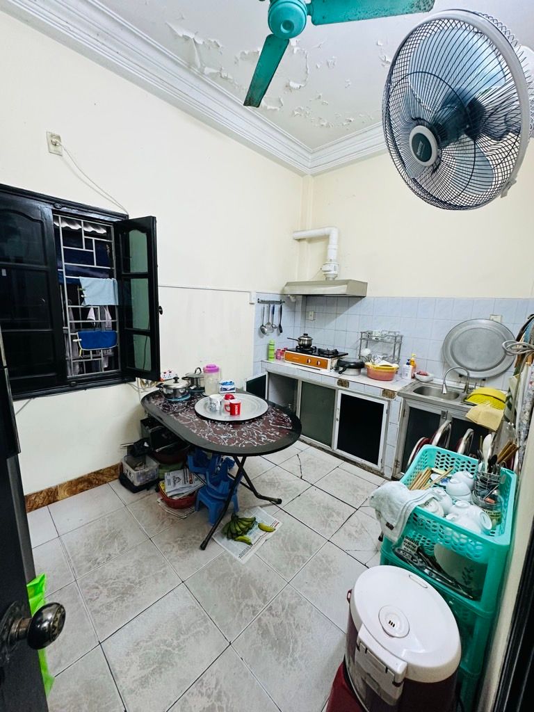 Bán nhà Nguyễn Trãi - diện tích 34,8m2 4 tầng - Mặt phố kinh doanh đỉnh - giá 22 tỷ