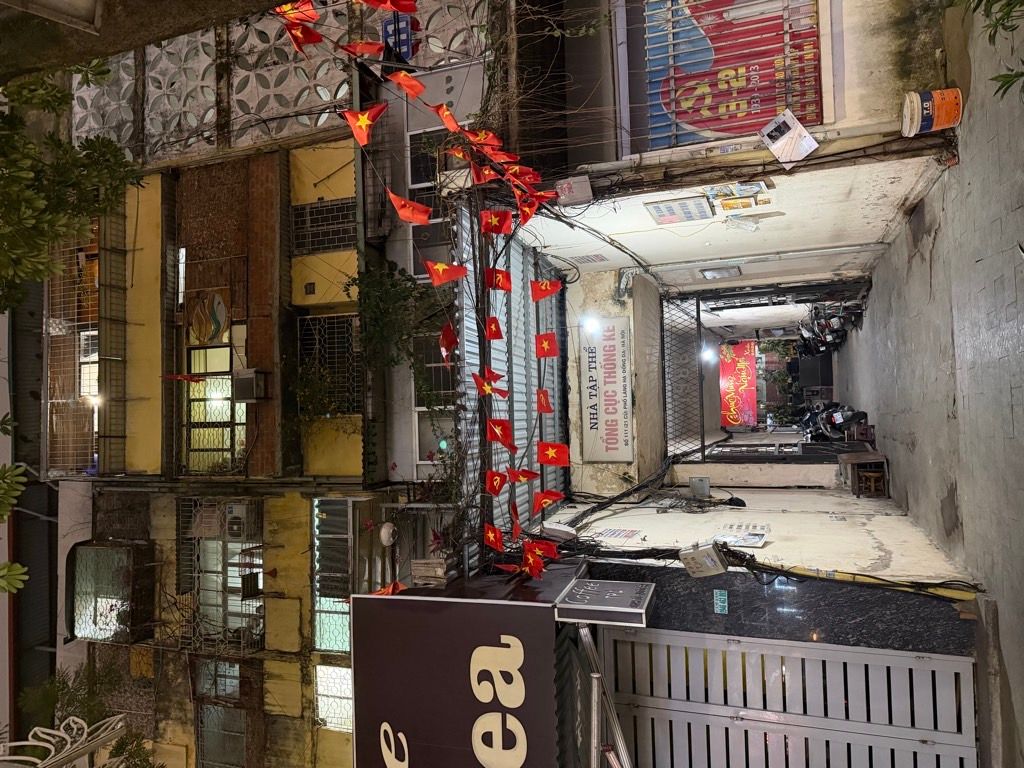 Bán nhà Láng Hạ - diện tích 25m2 1 tầng - Tập thể 111 - giá 3,9 tỷ