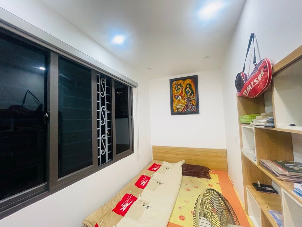 Bán nhà Ngõ 156 Kim Ngưu - diện tích 36,1m2 2 tầng - Ô tô dừng đỗ cửa - giá 6,3 tỷ