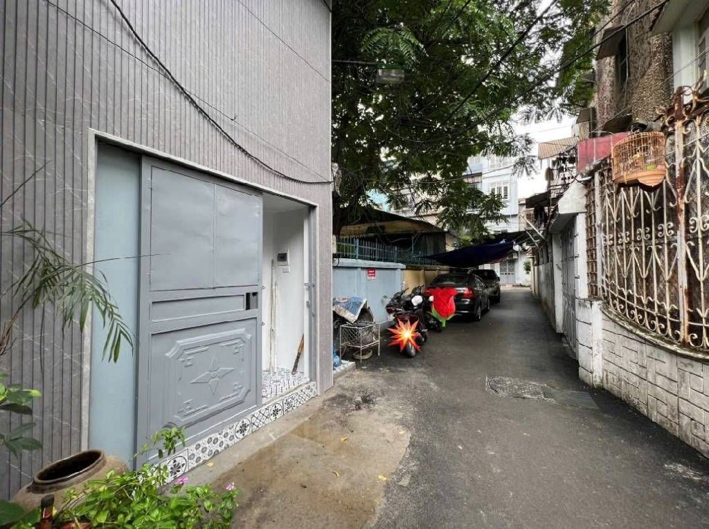 Bán nhà Lương Thế Vinh - diện tích 10m2 2 tầng - ô tô đỗ cửa - giá 1,58 tỷ