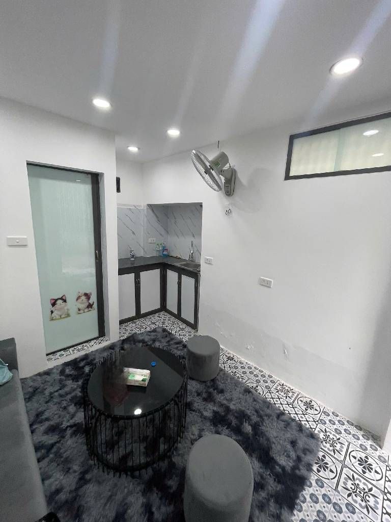 Bán nhà Lương Thế Vinh - diện tích 10m2 2 tầng - ô tô đỗ cửa - giá 1,58 tỷ