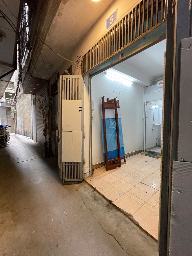 Bán nhà Nguyễn Đức Cảnh - diện tích 11,4m2 4 tầng - Ngõ 151 thông tứ tung - giá 1,9 tỷ