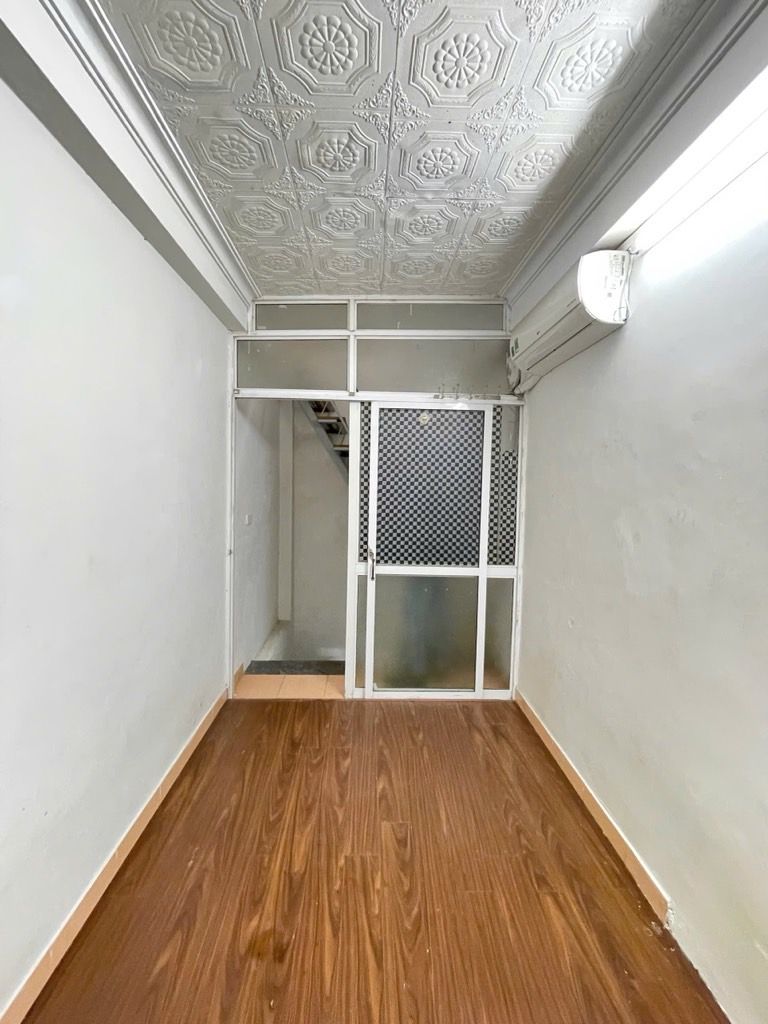 Bán nhà Nguyễn Đức Cảnh - diện tích 11,4m2 4 tầng - Ngõ 151 thông tứ tung - giá 1,9 tỷ