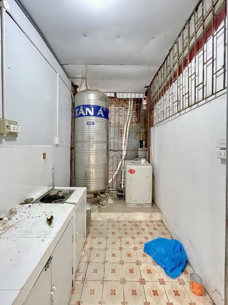 Bán nhà Nguyễn Đức Cảnh - diện tích 11,4m2 4 tầng - Ngõ 151 thông tứ tung - giá 1,9 tỷ