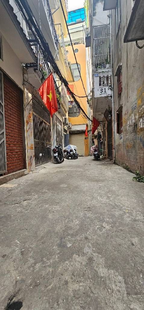 Bán nhà Khâm Thiên - diện tích 33,5m2 4 tầng - 2 mặt ngõ - giá 8,6 tỷ