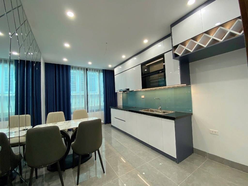 Bán nhà Bùi Xương Trạch - diện tích 41.4m2 5 tầng - thang máy đẹp mới lung linh - giá 11,8 tỷ