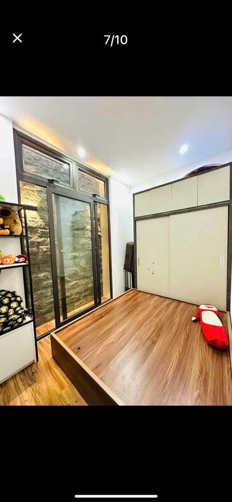 Bán nhà Vĩnh Hưng - diện tích 37m2 2 tầng - ô tô đỗ cổng - giá 3,5 tỷ