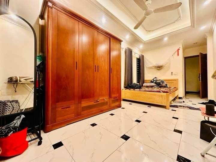 Bán nhà Tân Mai - diện tích 27m2 4 tầng - Lô góc 2 thoáng - giá 8,3 tỷ