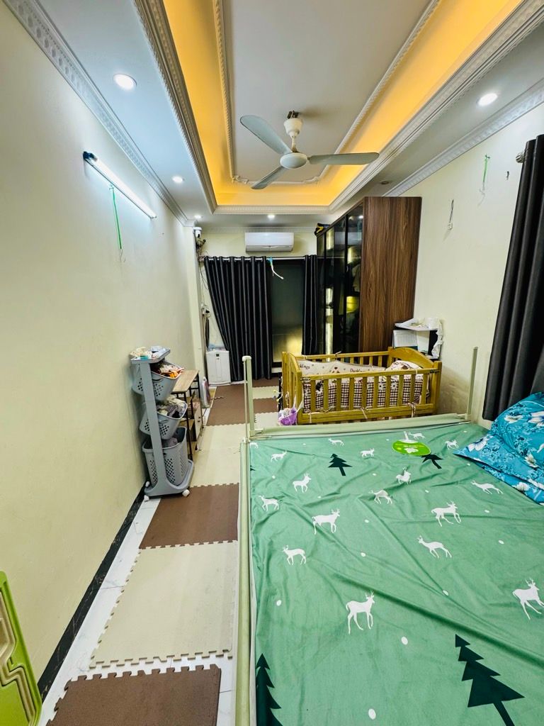 Bán nhà Tân Mai - diện tích 27m2 4 tầng - Lô góc 2 thoáng - giá 8,3 tỷ