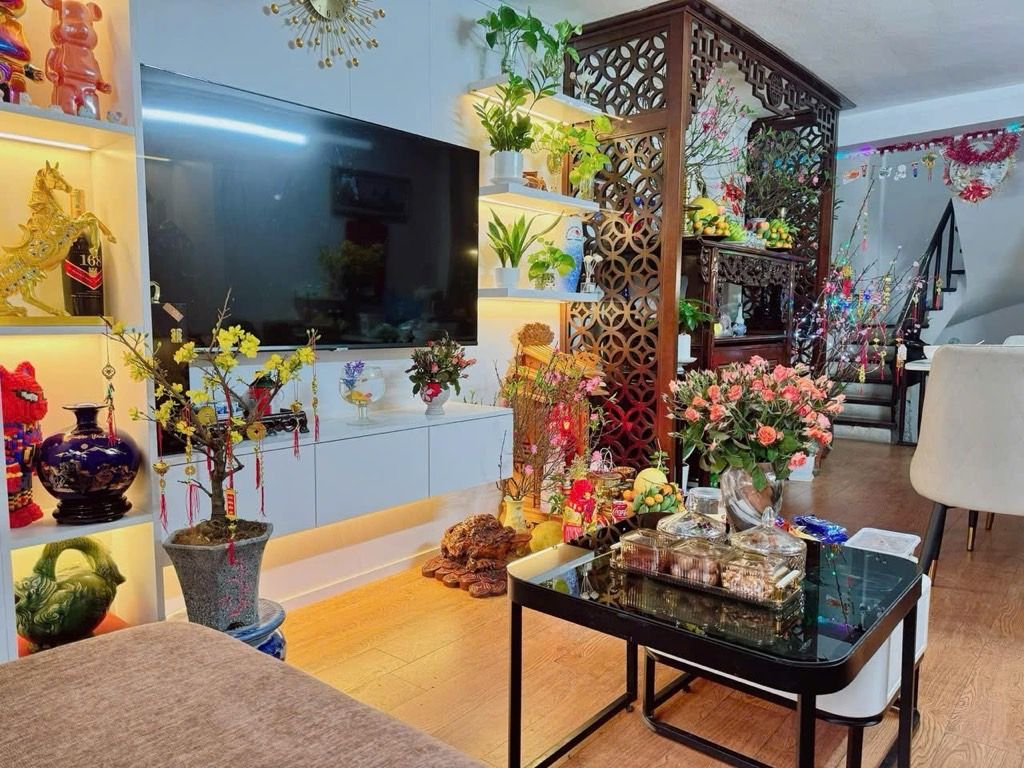 Bán nhà Giải Phóng - diện tích 25m2 6 tầng - Ngõ ô tô - giá 20 tỷ