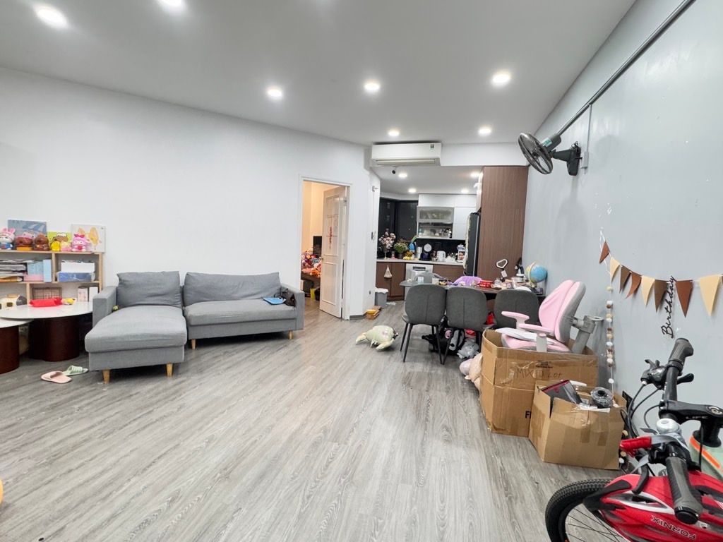 Bán nhà Nguyễn Tuân - diện tích 90m2 1 tầng - Căn góc - giá 7,9 tỷ