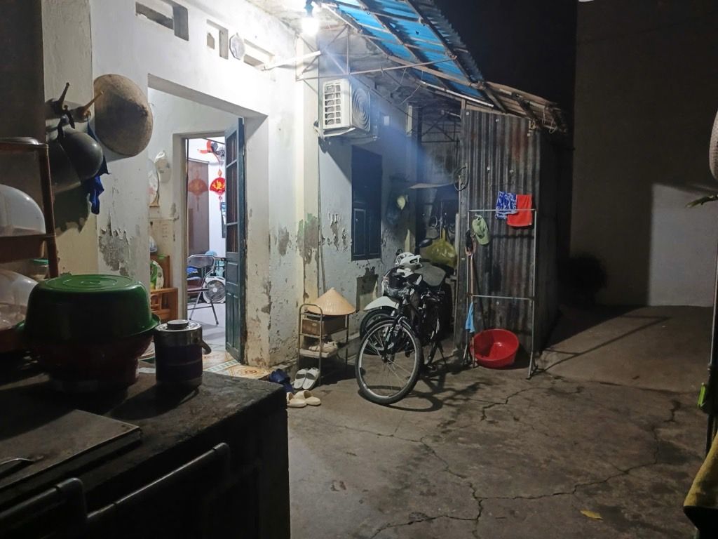 Bán nhà Nam Dư - diện tích 75m2 1 tầng - Mặt ngõ thông, ô tô tránh - giá 7,8 tỷ