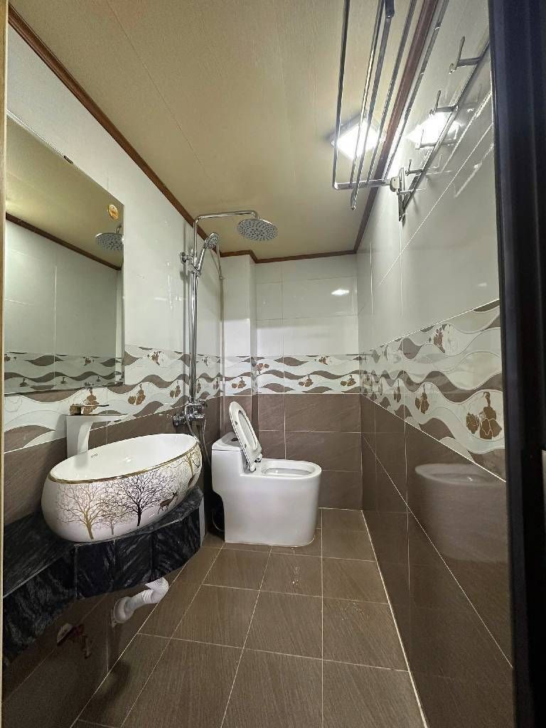 Bán nhà Nguyễn Xiển - diện tích 25m2 3 tầng - Nhà đẹp hiếm có - giá 1,95 tỷ