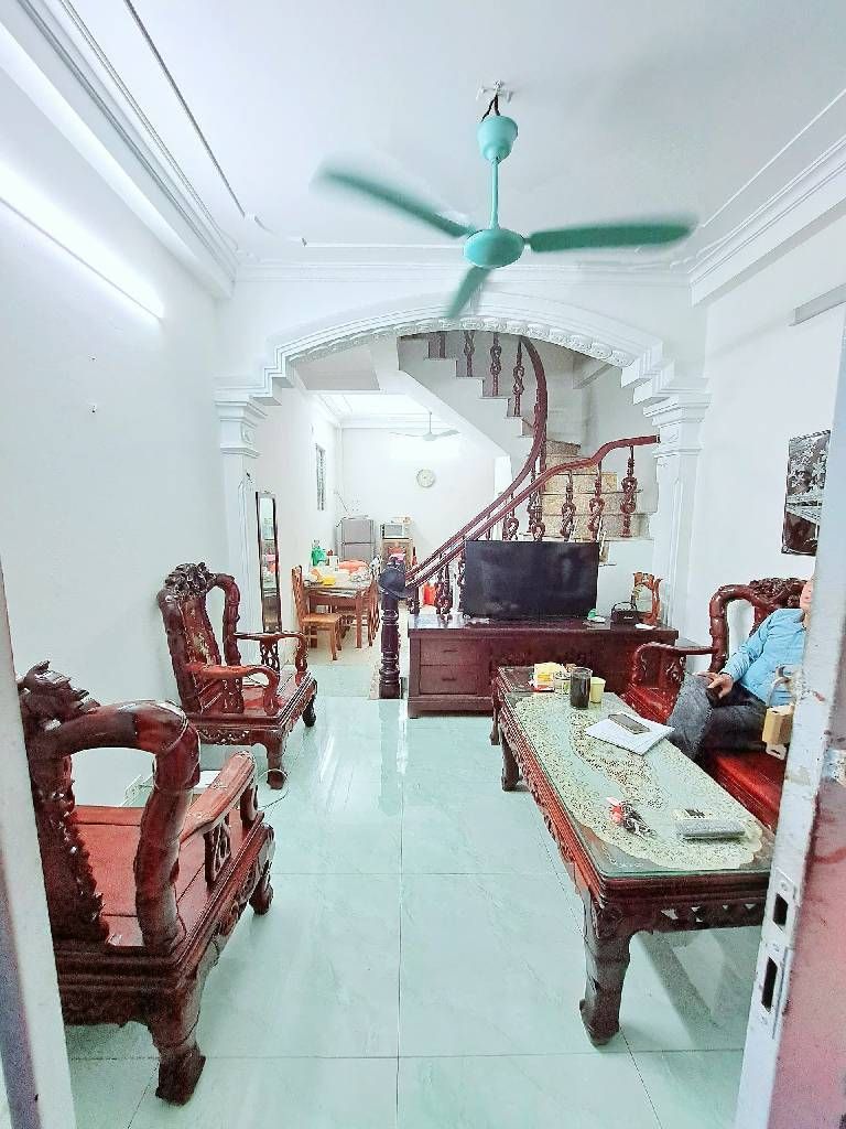 Bán nhà Đê Trần Khát Trân - diện tích 43.2m2 4 tầng - Cực hiếm trong tầm giá - giá 4,8 tỷ