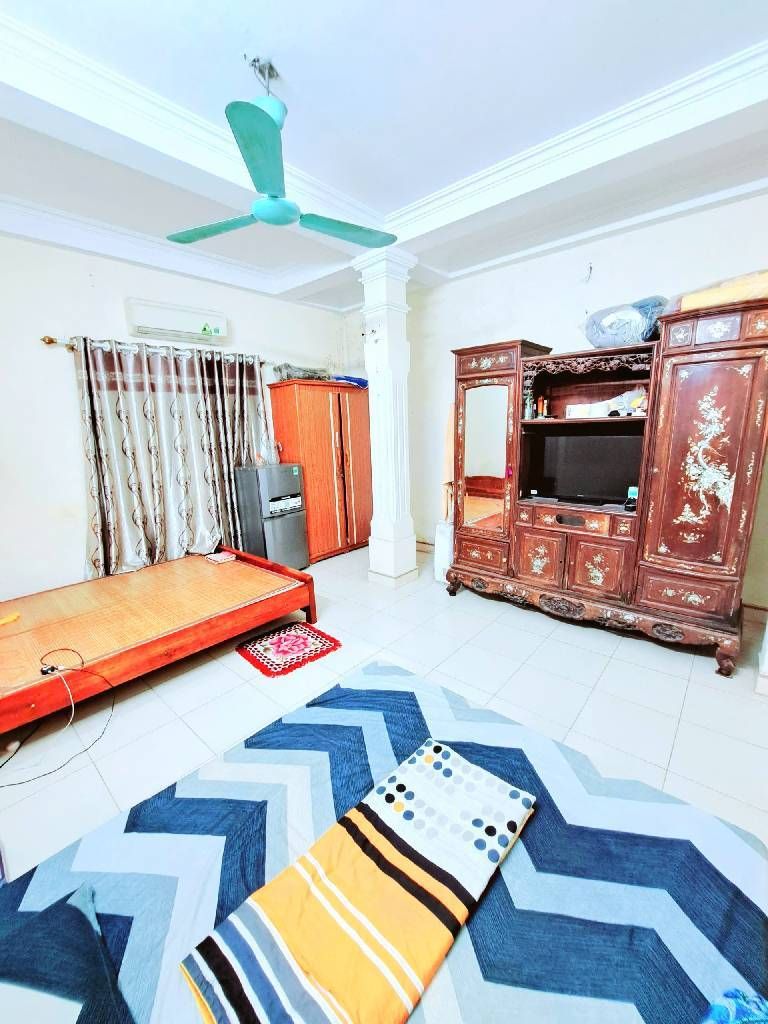 Bán nhà Đê Trần Khát Trân - diện tích 43.2m2 4 tầng - Cực hiếm trong tầm giá - giá 4,8 tỷ