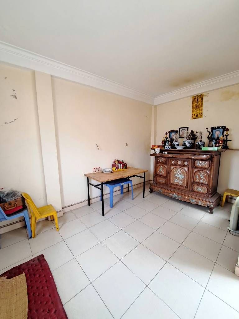 Bán nhà Đê Trần Khát Trân - diện tích 43.2m2 4 tầng - Cực hiếm trong tầm giá - giá 4,8 tỷ