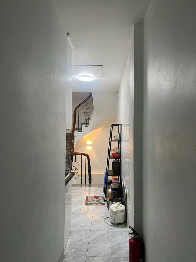 Bán nhà Minh Khai - diện tích 27m2 5 tầng - Mặt phố nhỏ xinh - giá 13,5 tỷ