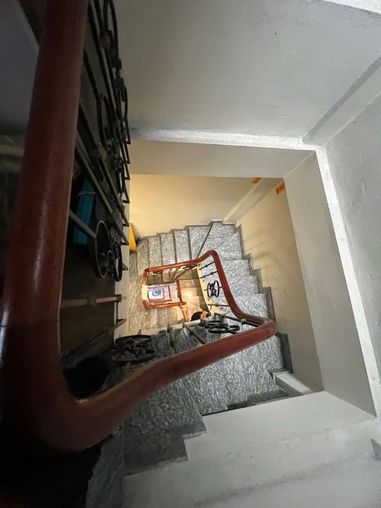 Bán nhà Minh Khai - diện tích 27m2 5 tầng - Mặt phố nhỏ xinh - giá 13,5 tỷ