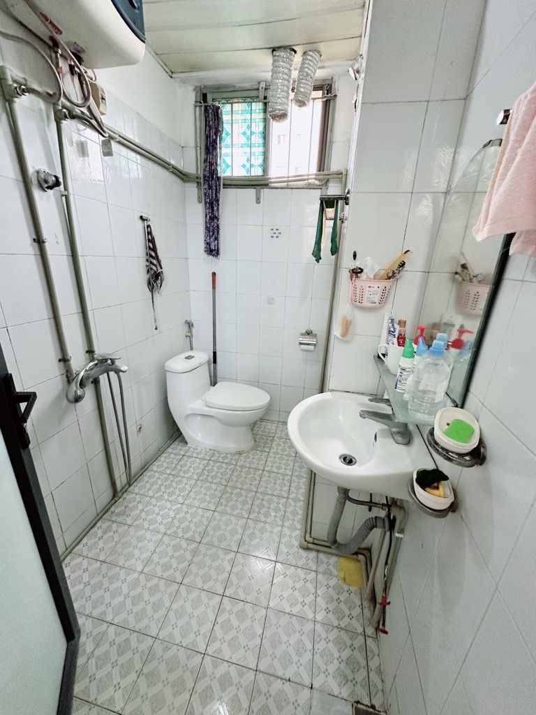 Bán nhà Đền Lừ - diện tích 57.4m2 1 tầng - Căn hộ chung cư đẹp - giá 4,8 tỷ