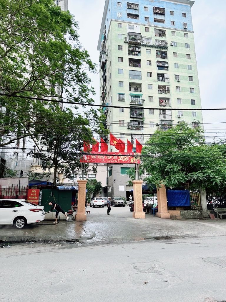 Bán nhà Đền Lừ - diện tích 57.4m2 1 tầng - Căn hộ chung cư đẹp - giá 4,8 tỷ