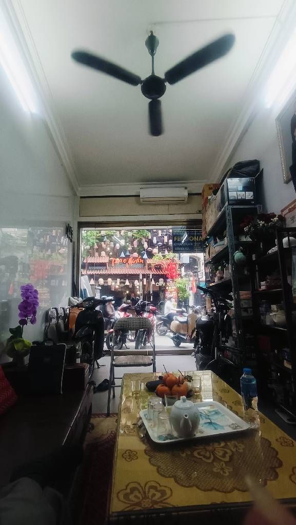 Bán nhà Trương Định - diện tích 30m2 5 tầng - Mặt đường - giá 12 tỷ