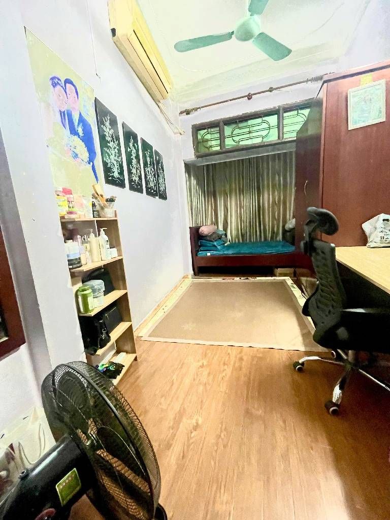 Bán nhà Trương Định - diện tích 30m2 5 tầng - Mặt đường - giá 12 tỷ