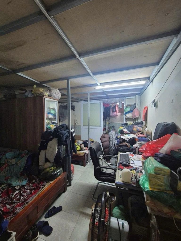 Bán nhà Lĩnh Nam - diện tích 60.2m2 1 tầng - ô tô qua nhà - giá 9 tỷ