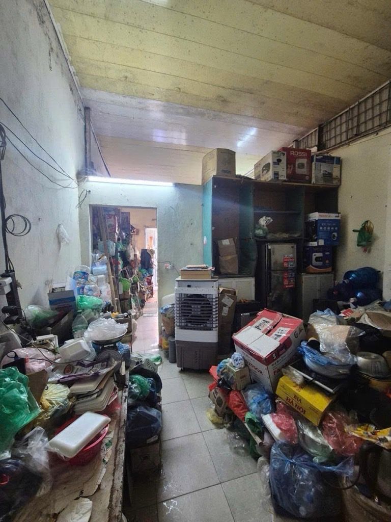 Bán nhà Lĩnh Nam - diện tích 60.2m2 1 tầng - ô tô qua nhà - giá 9 tỷ