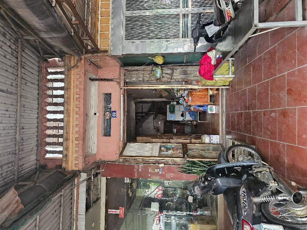 Bán nhà Đường Ngọc Hồi - diện tích 35m2 5 tầng - gần bến xe nước ngầm - giá 9 tỷ