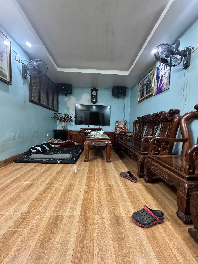 Bán nhà Bùi Xương Trạch - diện tích 37m2 2 tầng - gần ô tô - giá 3,65 tỷ