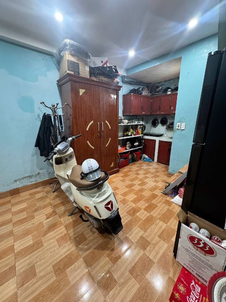 Bán nhà Bùi Xương Trạch - diện tích 37m2 2 tầng - gần ô tô - giá 3,65 tỷ