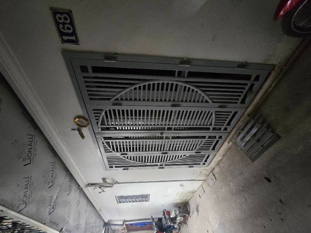 Bán nhà Bùi Xương Trạch - diện tích 37m2 2 tầng - gần ô tô - giá 3,65 tỷ