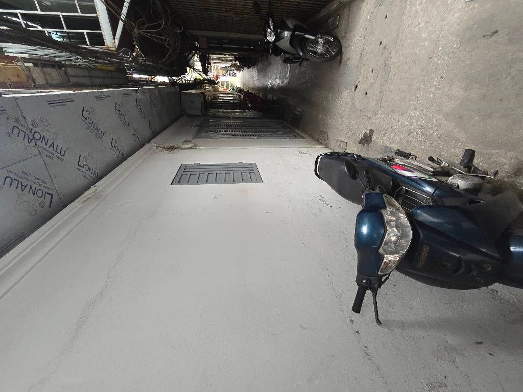 Bán nhà Bùi Xương Trạch - diện tích 37m2 2 tầng - gần ô tô - giá 3,65 tỷ