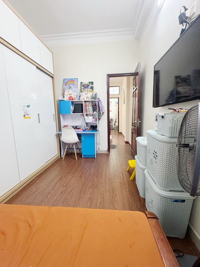 Bán nhà Lĩnh Nam - diện tích 30m2 4 tầng - Nhà dân xây chắc chắn đẹp thiết kế đủ công năng - giá 6,9 tỷ