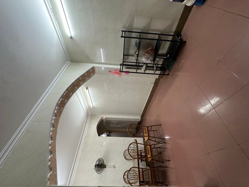 Bán nhà Vương Thừa Vũ - diện tích 50m2 3 tầng - ô tô tránh - giá 20 tỷ