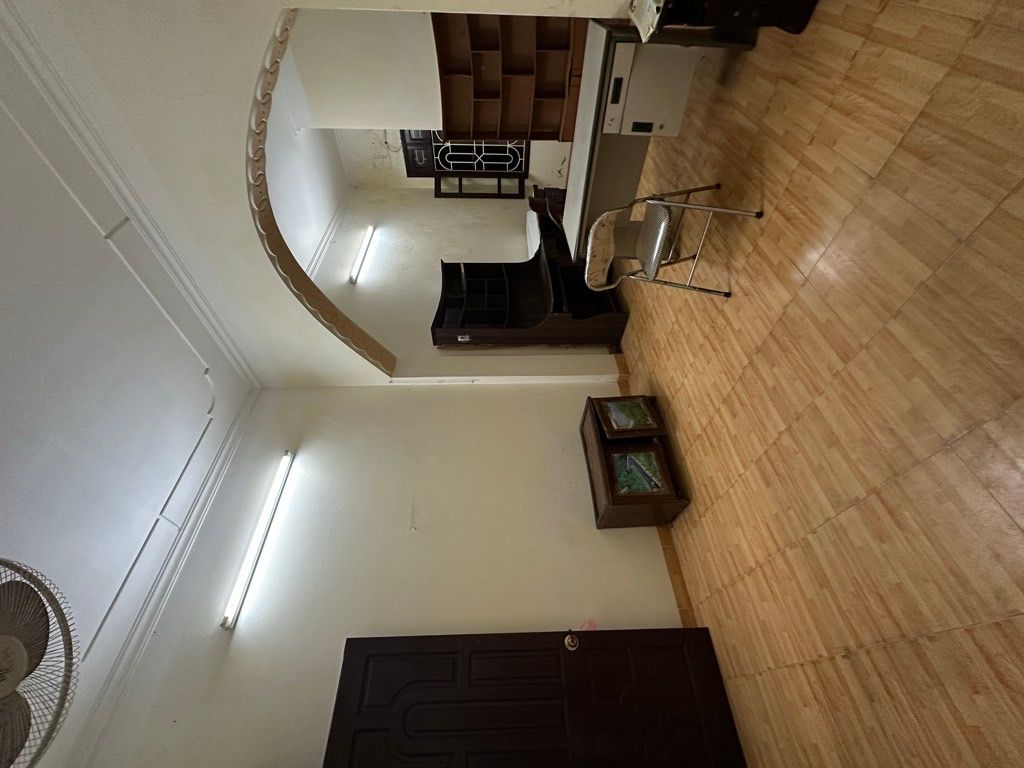 Bán nhà Vương Thừa Vũ - diện tích 50m2 3 tầng - ô tô tránh - giá 20 tỷ