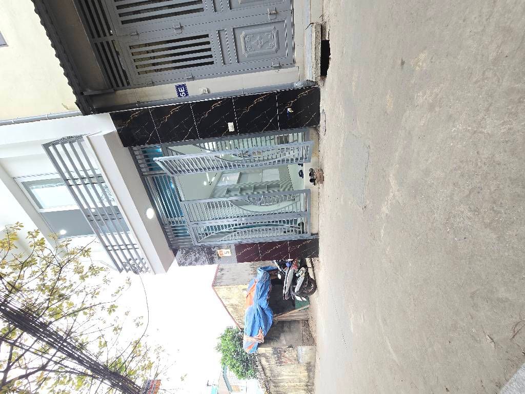 Bán nhà Thúy Lĩnh - diện tích 40,9m2 4 tầng - ô tô đỗ cửa - giá 7,9 tỷ