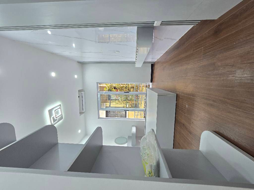 Bán nhà Thúy Lĩnh - diện tích 40,9m2 4 tầng - ô tô đỗ cửa - giá 7,9 tỷ